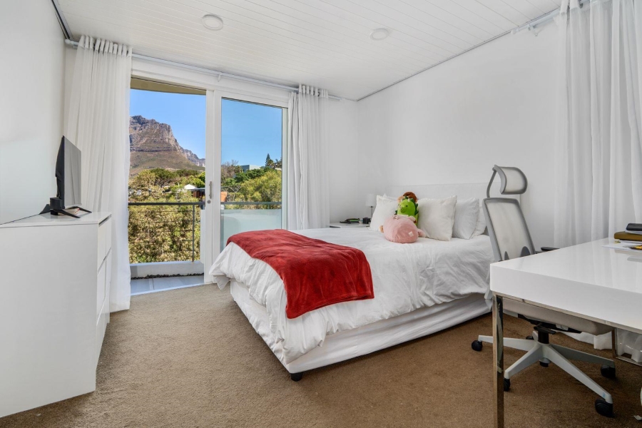 4 Bedroom Property for Sale in Tamboerskloof Western Cape